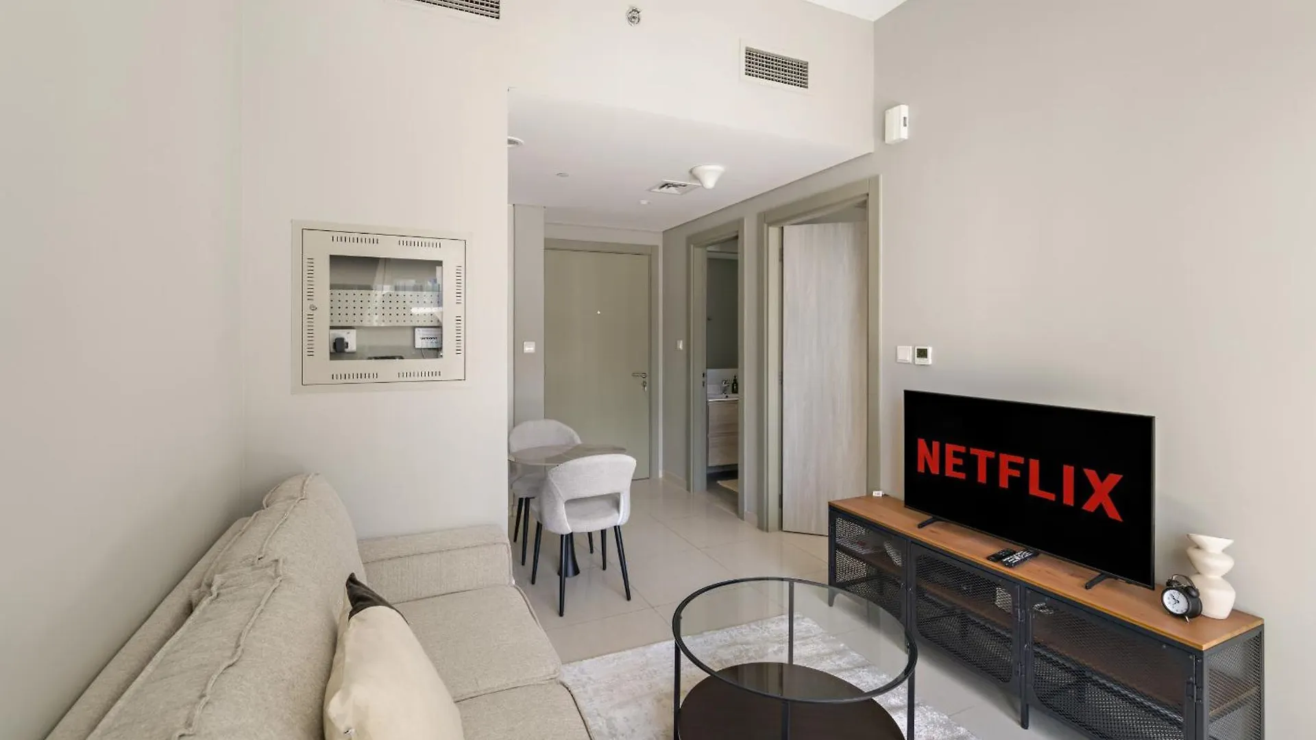 Vayk - Stylish 1 Bd In Business Bay Apartment Dubai